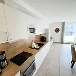 Salus Whg 4 Mit 2 Baedern, Balkon & Sky
