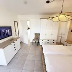 Apartman Salus Whg 4 Mit 2 Baedern, Balkon & Sky Baabe