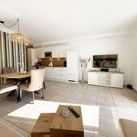 Salus Whg 4 Mit 2 Baedern, Balkon & Sky *