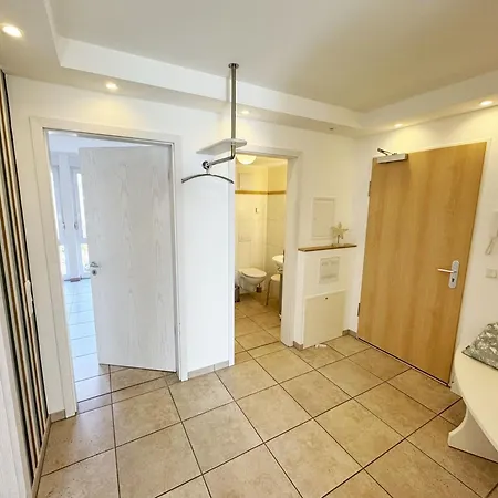 Apartment Salus Whg 4 Mit 2 Baedern, Balkon & Sky *