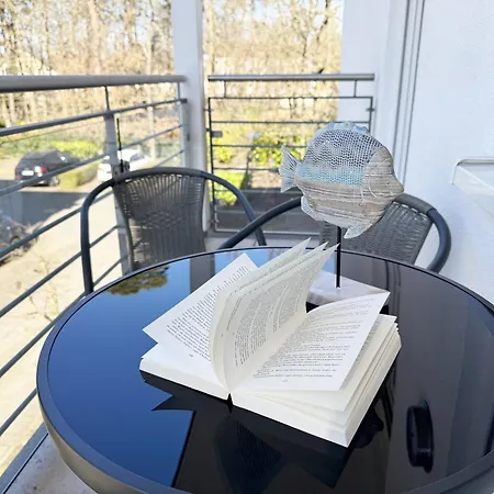 Salus Whg 4 Mit 2 Baedern & Balkon شقة بابي